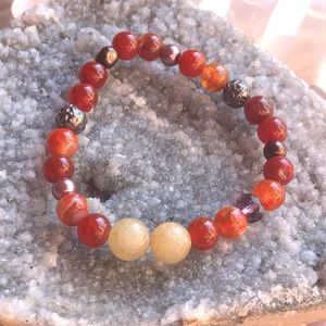 Carnelian & carved yellow jade bracelet